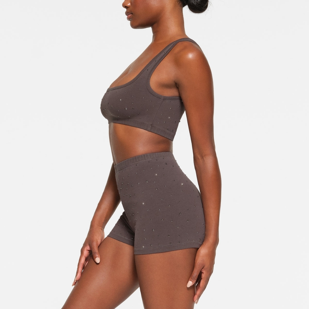 NWT SKIMS OUTDOOR RHINESTONE SHORT SHORT IN GREY CHALK - Picture 4 of 7